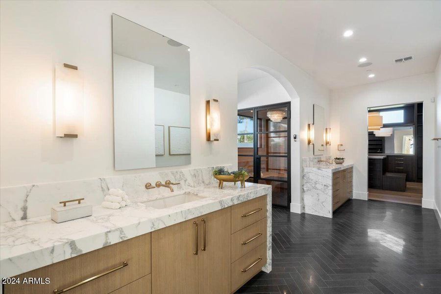 Dual Vanities & Water Closets