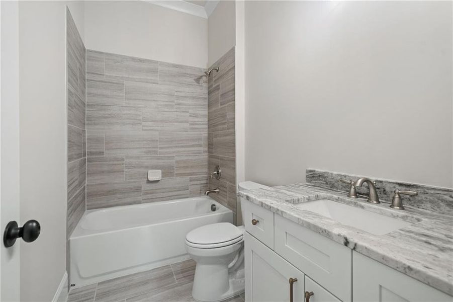 Furnished interior view inside a new home in , Gainesville (Image 30).