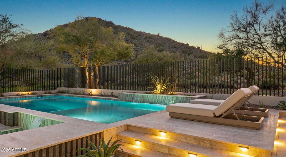 133-web-or-mls-TWILIGHTS17