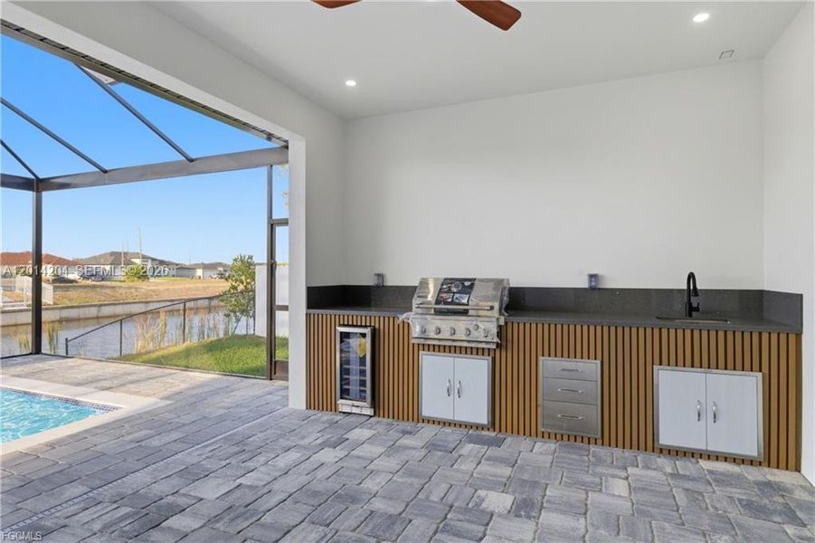 Exterior details and patio area of a home in , Cape Coral (Image 29).