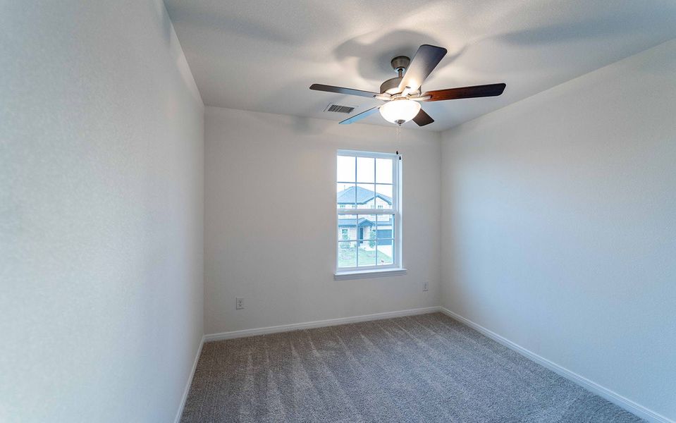 Spacious, unfurnished interior of a new home in Pebblebrook, Sherman (Image 39).