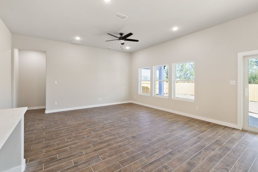 Representative unfurnished interior of a home built from the Sophora by Hakes Brothers in The Heights at Riverbend II, Brownsville (Image 7).