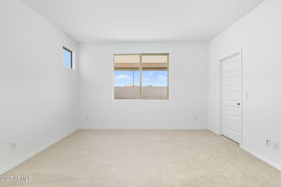 31-web-or-mls-215th-31 (1)