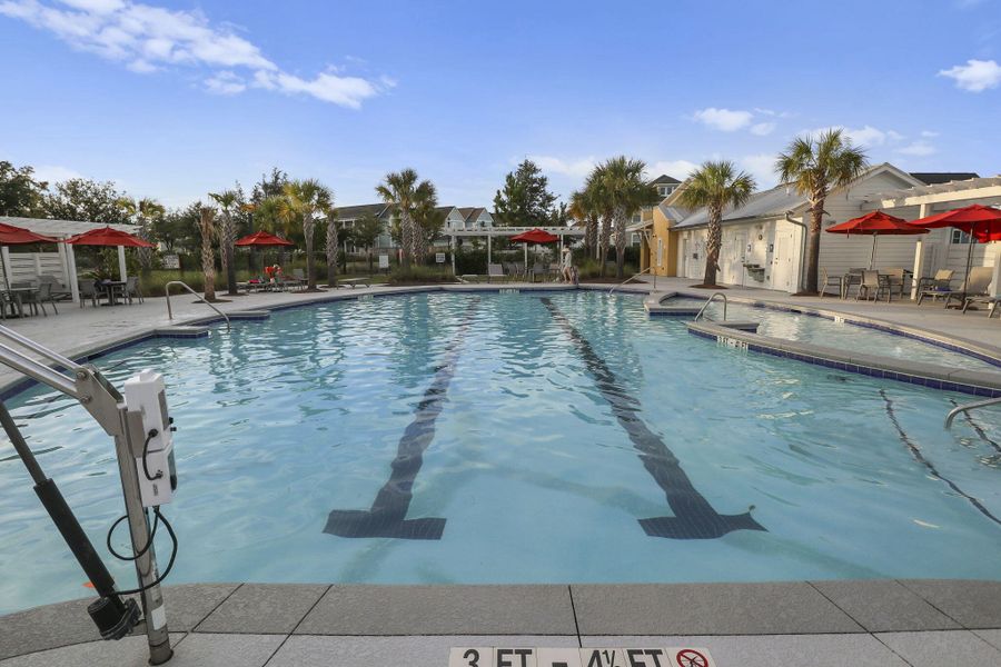 Community amenities in , Summerville (Image 62).