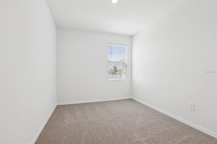 Spacious, unfurnished interior of a new home in , Lakeland (Image 16).