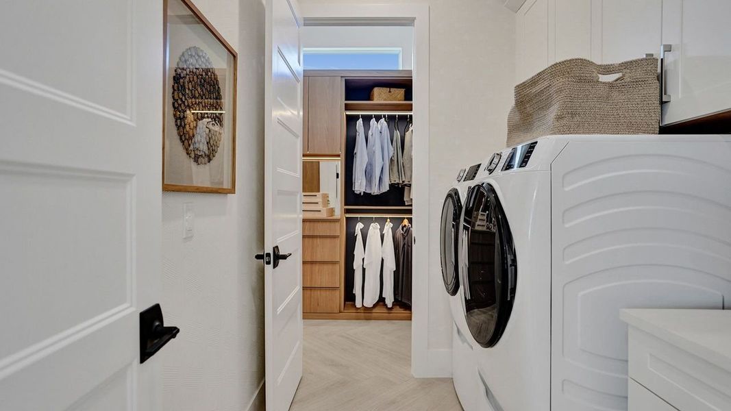Laundry to Owner's Closet Laundry to Owner's Closet