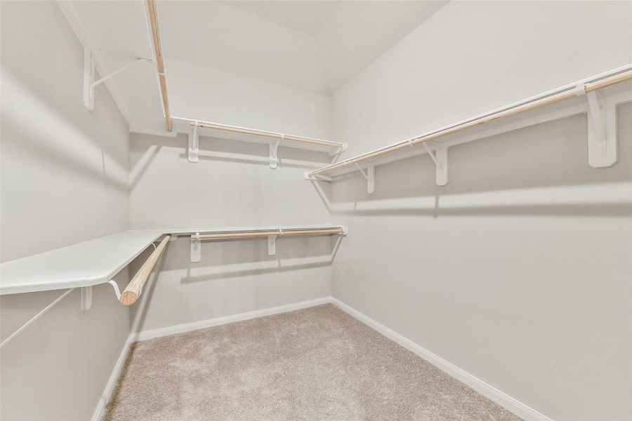 Spacious, unfurnished interior of a new home in King Oaks Village, Baytown (Image 26).