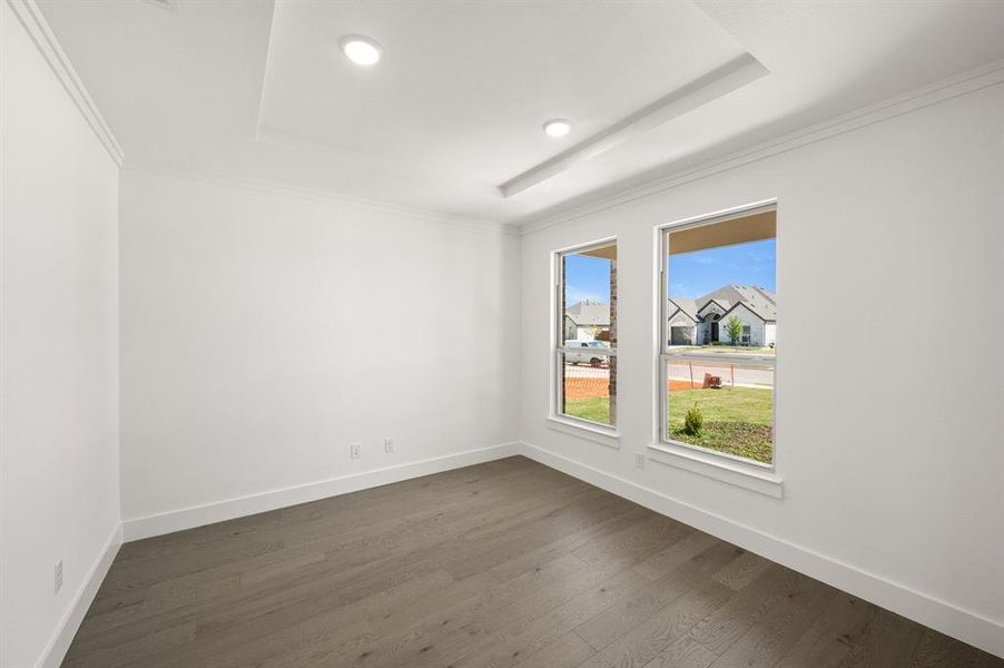 Spacious, unfurnished interior of a new home in Shady Valley Estates, Midlothian (Image 19).