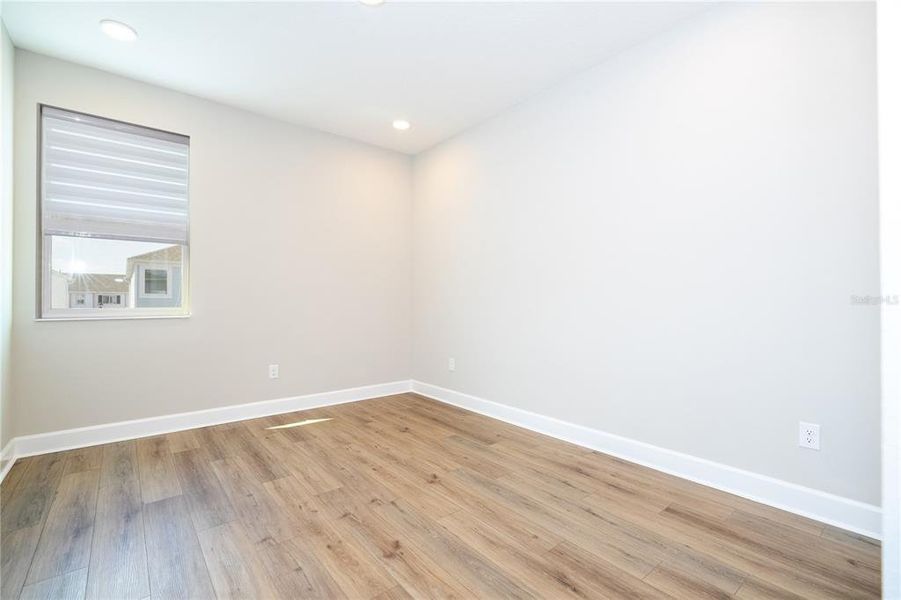 Spacious, unfurnished interior of a new home in Eden at Crossprairie, St. Cloud (Image 25).