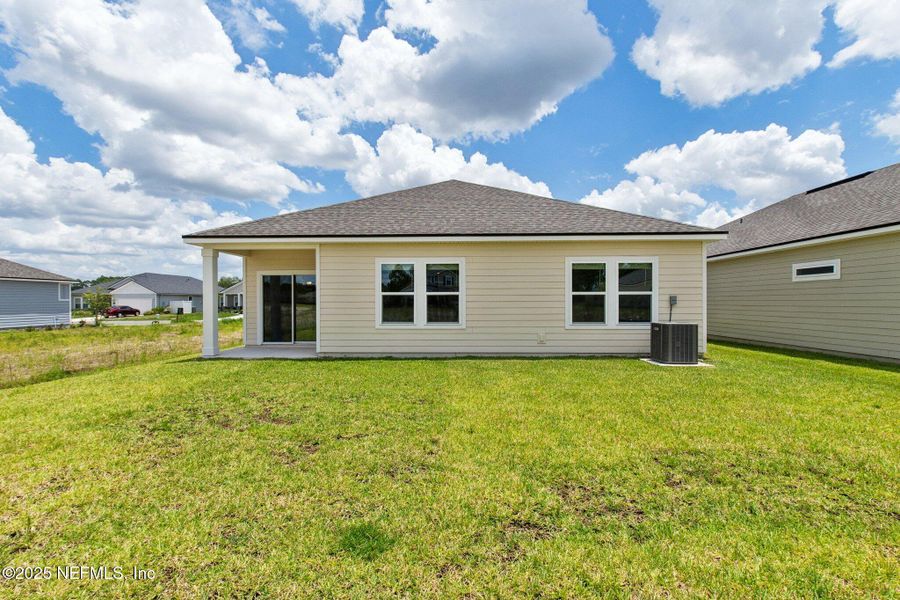 Exterior details and patio area of a home in Panther Creek, Jacksonville (Image 26). Exterior details and patio area of a home in Panther Creek, Jacksonville (Image 26).