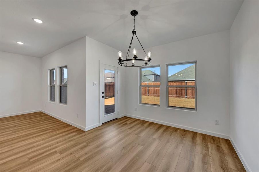 Spacious, unfurnished interior of a new home in Rolling Ridge, Van Alstyne (Image 17). Spacious, unfurnished interior of a new home in Rolling Ridge, Van Alstyne (Image 17).