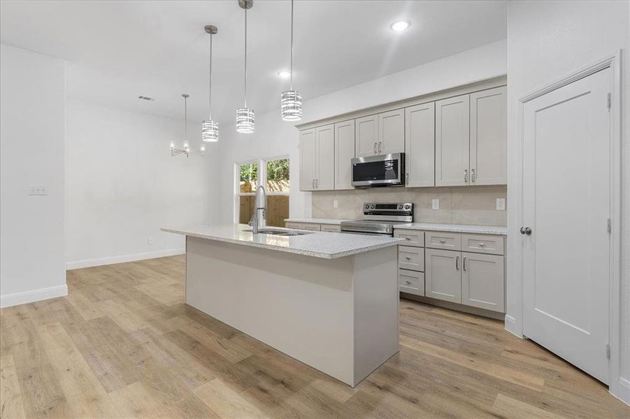 Furnished interior view inside a new home in , Fort Worth (Image 7). Furnished interior view inside a new home in , Fort Worth (Image 7).