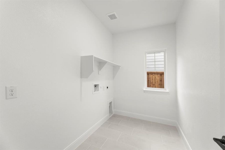 18. 1023 Abigail - Utility