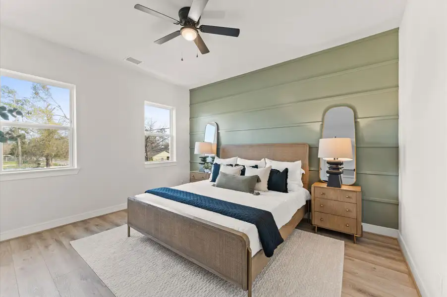 Representative furnished interior of a home built from the Plan 1458 by Faircroft Homes in Highland Gardens, Houston (Image 9).