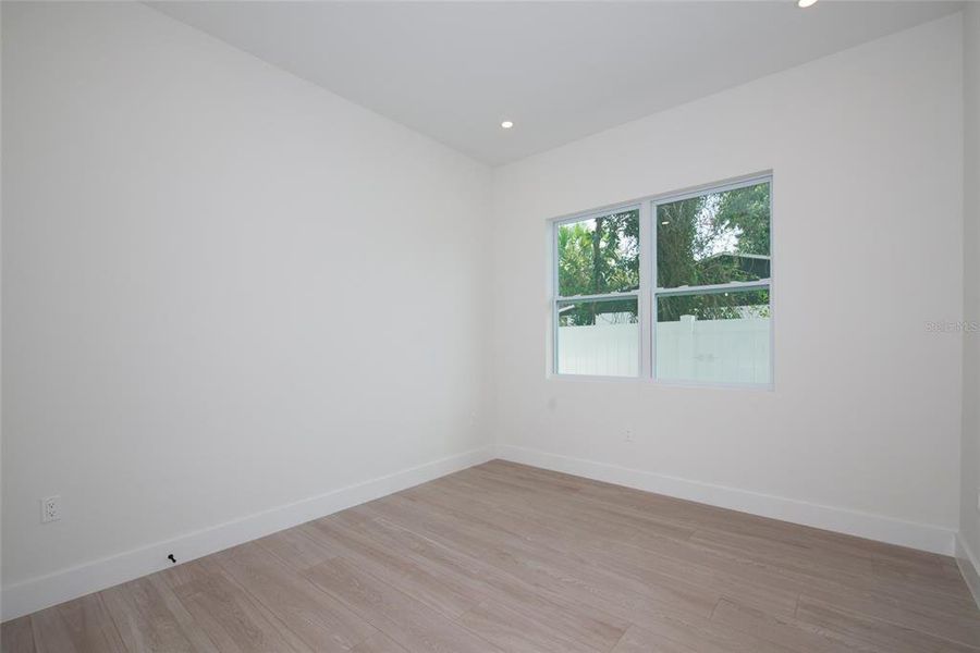 Spacious, unfurnished interior of a new home in , St. Petersburg (Image 25). Spacious, unfurnished interior of a new home in , St. Petersburg (Image 25).
