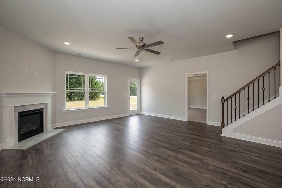 Spacious, unfurnished interior of a new home in Waverly Place, Richlands (Image 14).