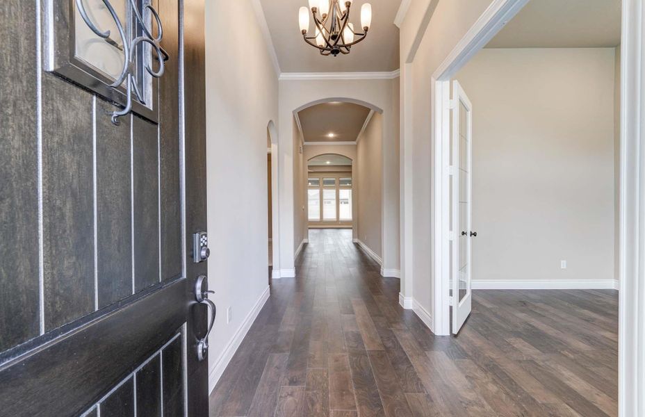 Spacious, unfurnished interior of a new home in Bridgeland 60′, Cypress (Image 22). Spacious, unfurnished interior of a new home in Bridgeland 60′, Cypress (Image 22).