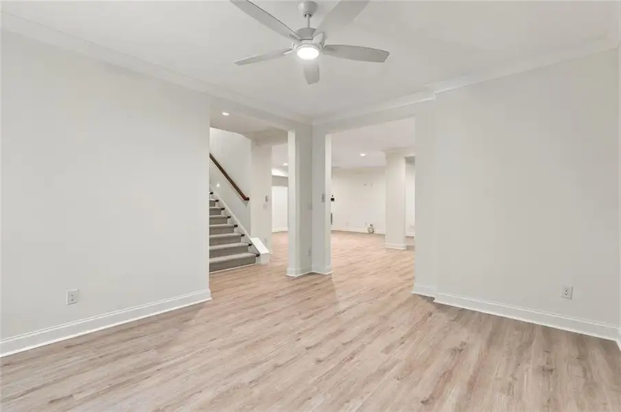 Spacious, unfurnished interior of a new home in , Sandy Springs (Image 26).