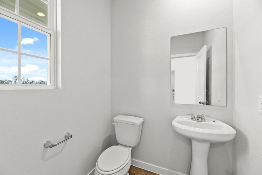 Furnished interior view inside a new home in Crockett Meadows, Cut and Shoot (Image 3).