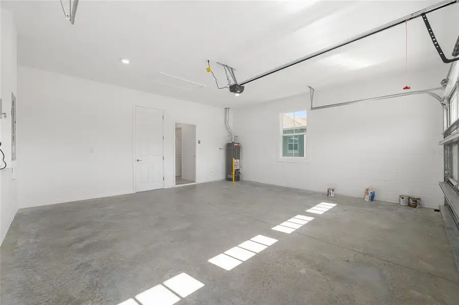 Spacious, unfurnished interior of a new home in , Ocala (Image 49). Spacious, unfurnished interior of a new home in , Ocala (Image 49).