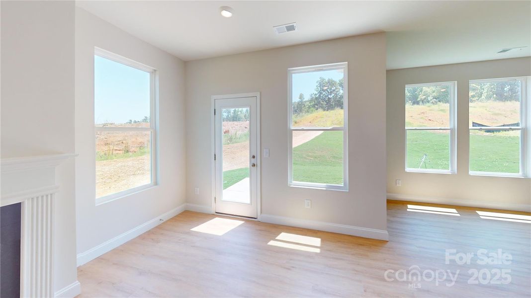 Spacious, unfurnished interior of a new home in , Cramerton (Image 5).