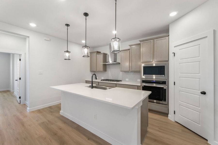 Representative furnished interior of a home built from the Colorado by Hakes Brothers in Veranda Designer, San Antonio (Image 6).