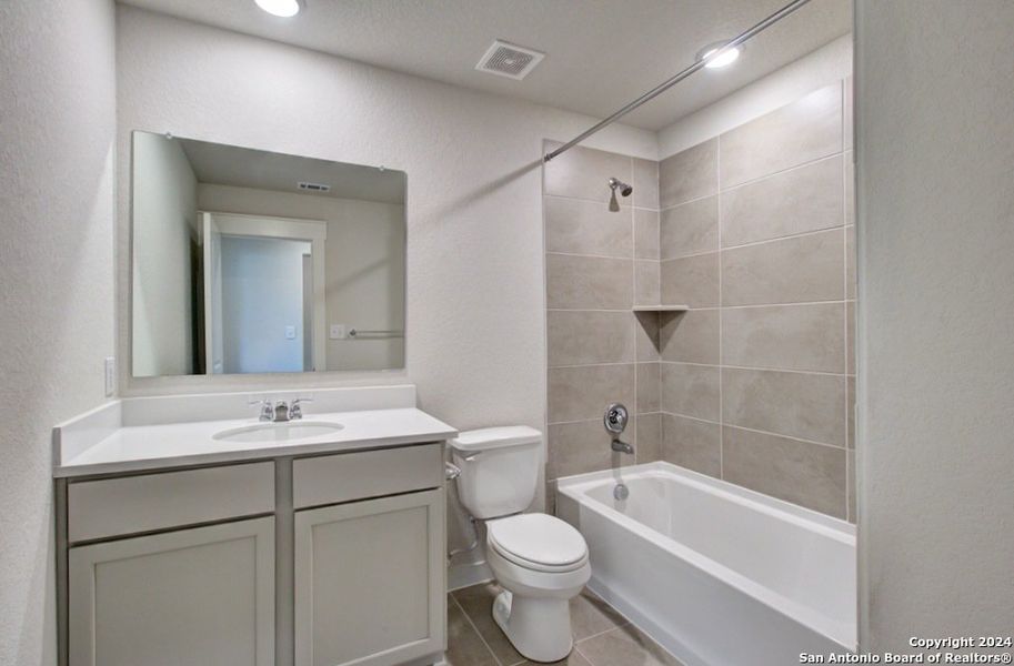 Furnished interior view inside a new home in Cloud Country, New Braunfels (Image 5).