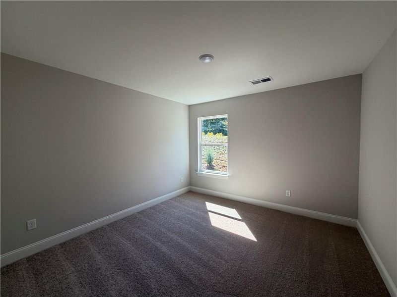Spacious, unfurnished interior of a new home in , Dawsonville (Image 10).