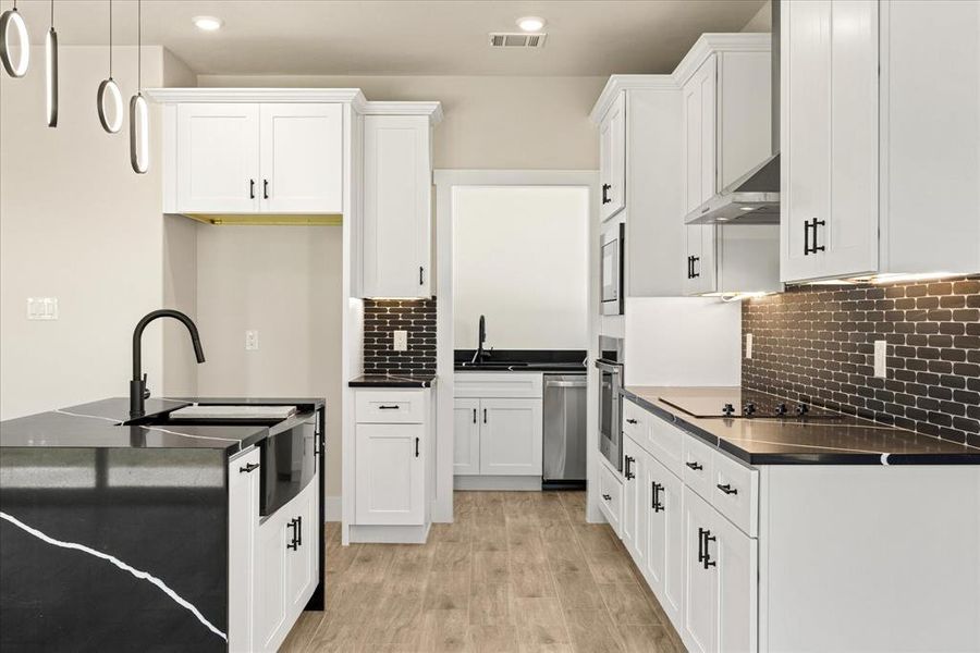 Furnished interior view inside a new home in , Granbury (Image 9). Furnished interior view inside a new home in , Granbury (Image 9).