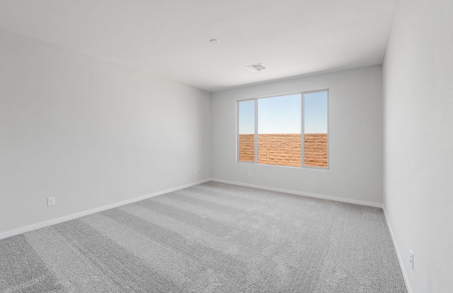 Spacious, unfurnished interior of a new home in Blossom Rock, Apache Junction (Image 20).