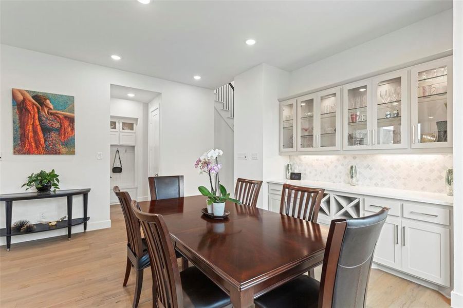 Furnished interior view inside a new home in , Prosper (Image 36).