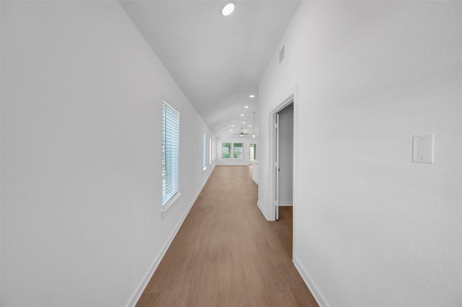 Spacious, unfurnished interior of a new home in Sorella, Tomball (Image 16). Spacious, unfurnished interior of a new home in Sorella, Tomball (Image 16).