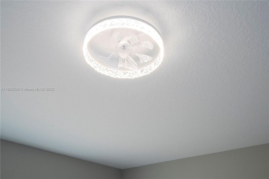 Close-up of interior finishes inside a home in , Sebring (Image 23).