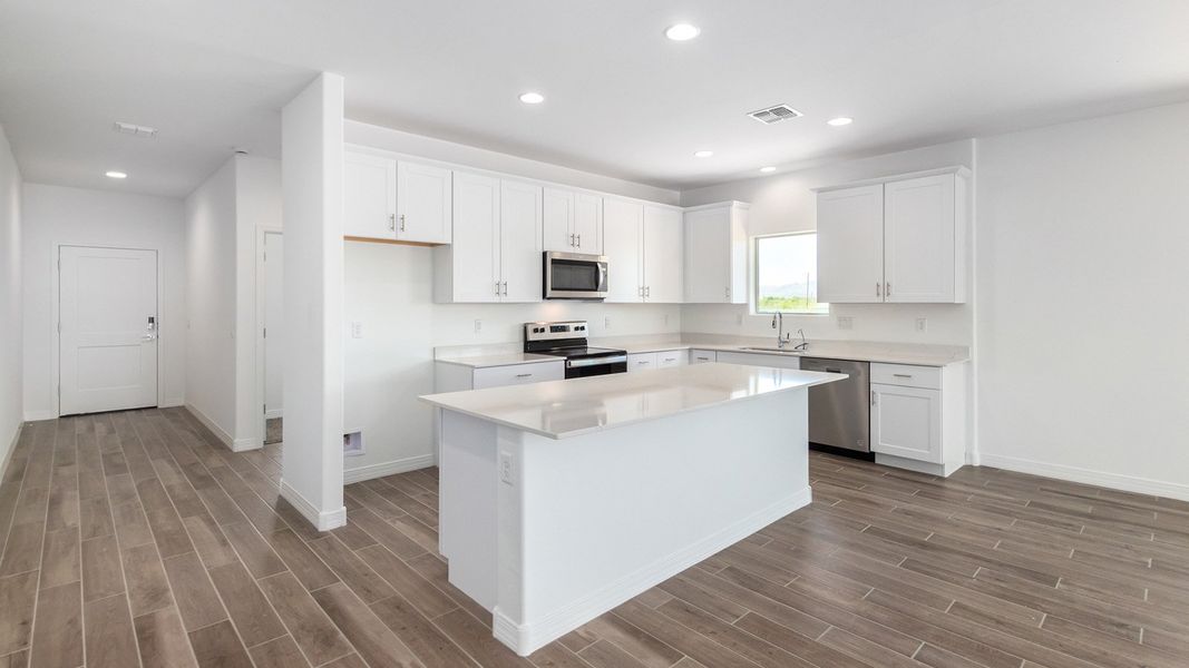 Representative furnished interior of a home built from the Sedona - Plan H50T7 by D.R. Horton in Sahuarita Acres, Sahuarita (Image 8).