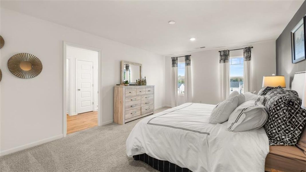 Furnished interior view inside a new home in Poplar Preserve, Newnan (Image 19). Furnished interior view inside a new home in Poplar Preserve, Newnan (Image 19).