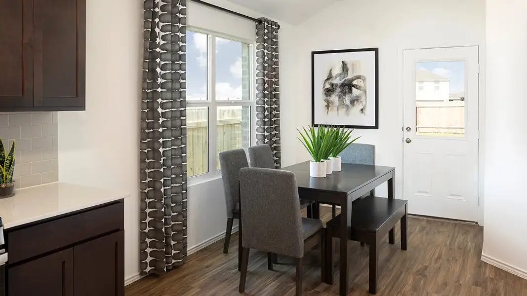 2120 Marion Dining F1z