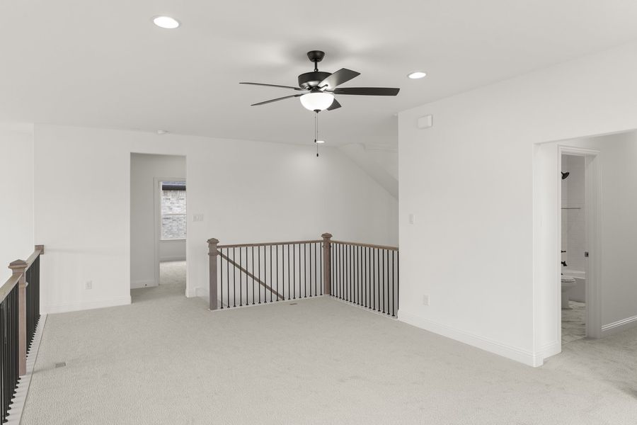 Spacious, unfurnished interior of a new home in Nelson Lake Estates, Rockwall (Image 27).