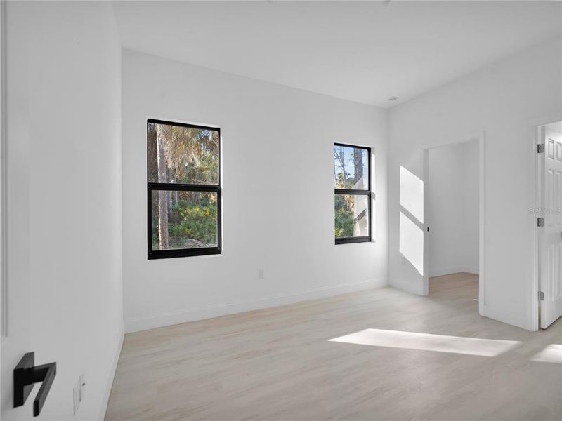 Spacious, unfurnished interior of a new home in , North Port (Image 13).