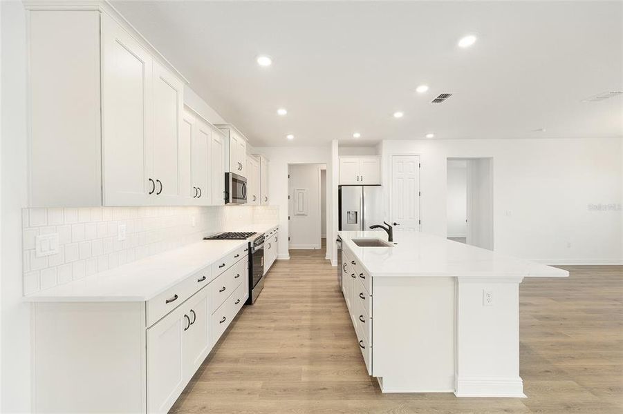 Furnished interior view inside a new home in , Ocala (Image 5).