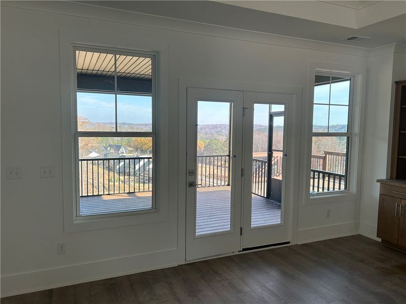 Spacious, unfurnished interior of a new home in Edwards Ridge, Central (Image 7).