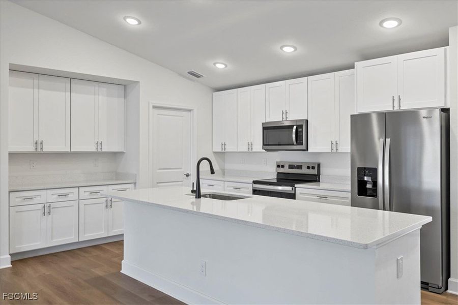 Furnished interior view inside a new home in Cape Coral, Cape Coral (Image 7).