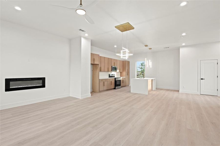 Image 15 of a home in .