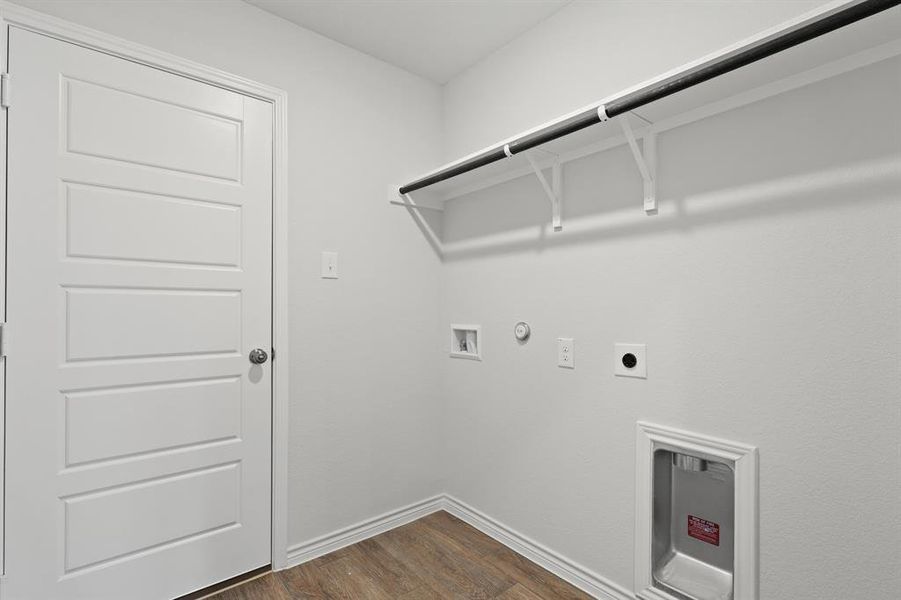 Spacious, unfurnished interior of a new home in Christian Meadows, Ennis (Image 8).