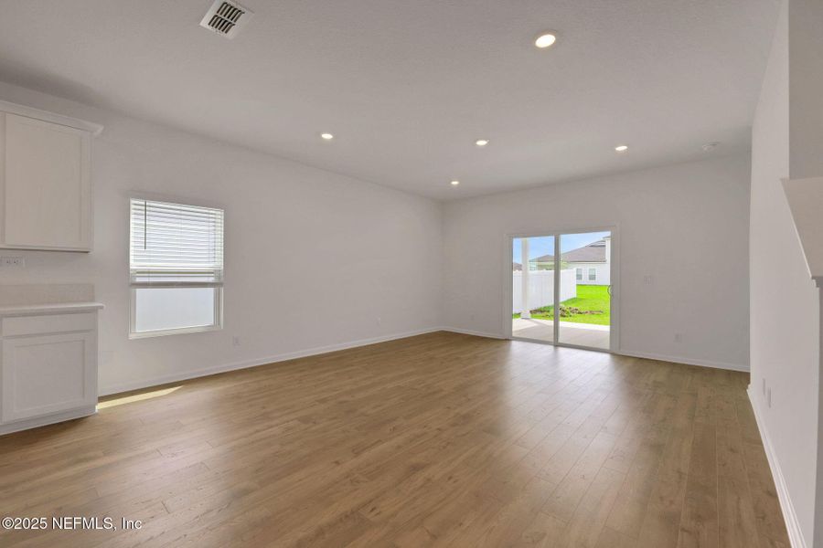Spacious, unfurnished interior of a new home in Cordova Palms, St. Augustine (Image 23).