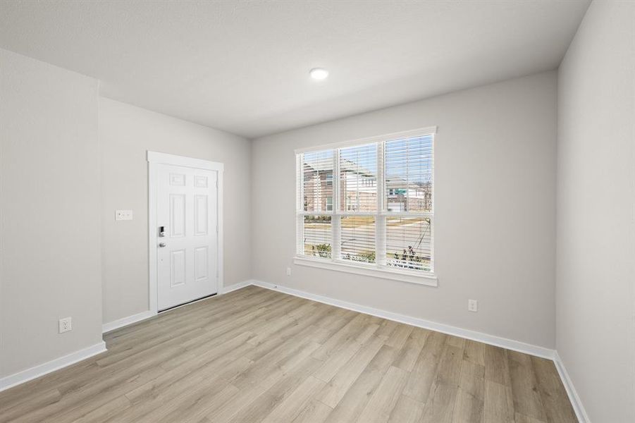 236 Wagon Spoke- Entry-1