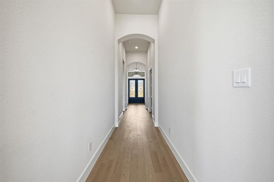 Spacious, unfurnished interior of a new home in Sandbrock Ranch: 60ft. lots, Aubrey (Image 15).