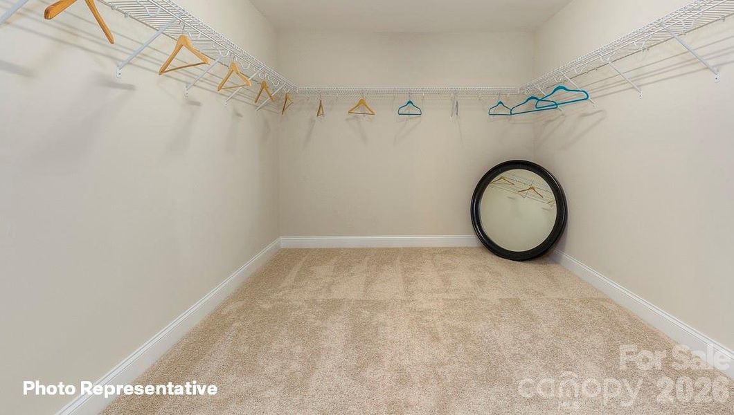 Spacious, unfurnished interior of a new home in Sylvan Creek, Denver (Image 20).