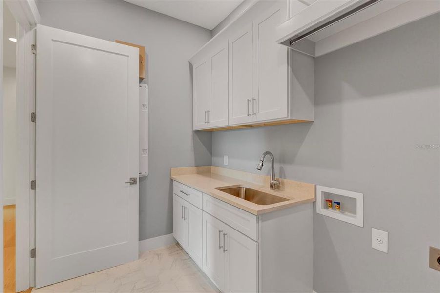 Furnished interior view inside a new home in , Tampa (Image 7). Furnished interior view inside a new home in , Tampa (Image 7).