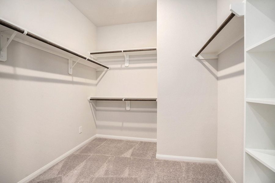 Image 10 of a home in Encino Estates. Image 10 of a home in Encino Estates.