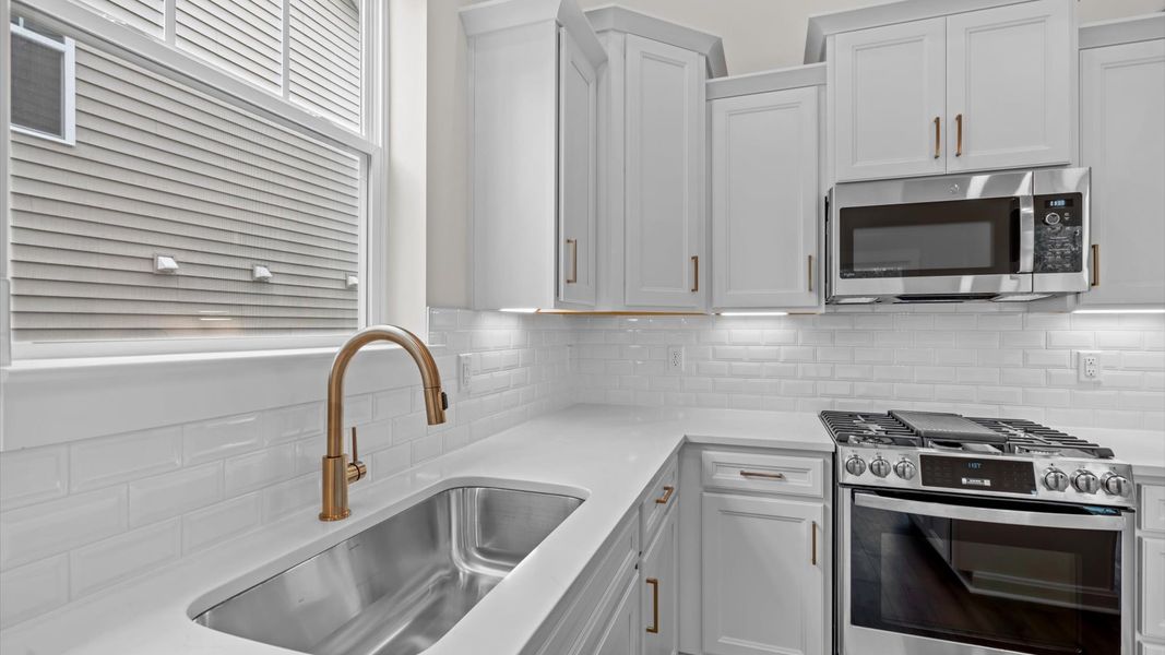 Furnished interior view inside a new home in Iris Meadows, Moore (Image 10).